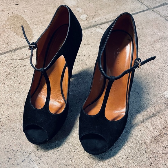 GUCCI - Picture 4 of 6